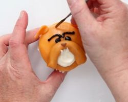 (Video) Learn How to Make Adorable Bulldog Cupcakes